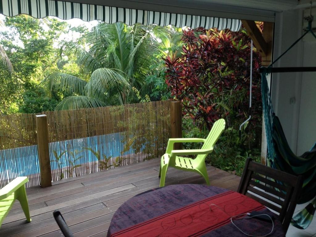 לה גוסייר Confortable T1 Le Gosier, Wi-Fi, Piscine Dans Gite מראה חיצוני תמונה